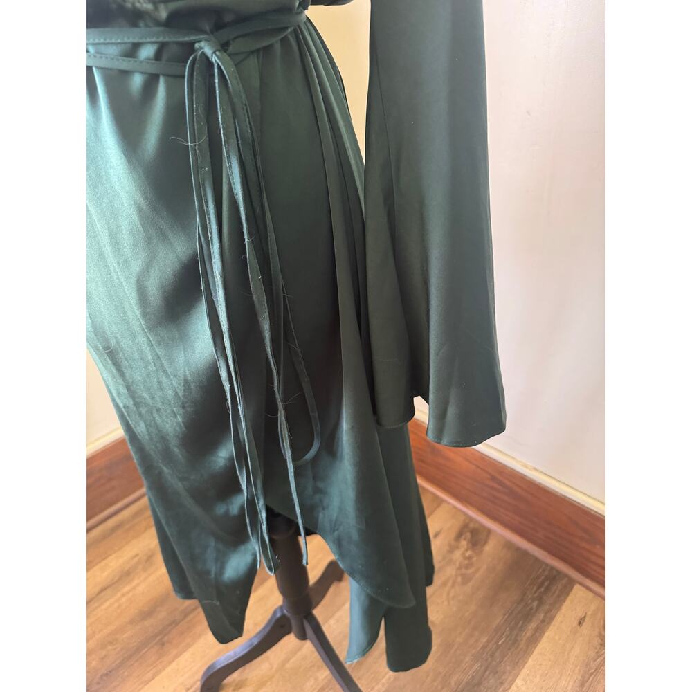 NWT ASOS DESIGN Forest Green Satin Wrap Midi Dress Long Sleeve US 8 - Picture 3 of 6